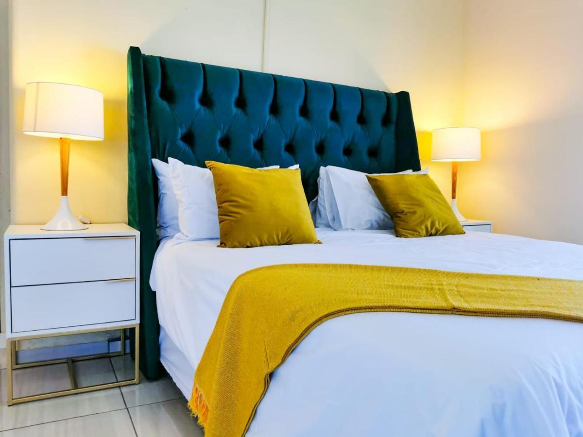 Genesis Guesthouze Hotel Бела Бела Екстериор снимка