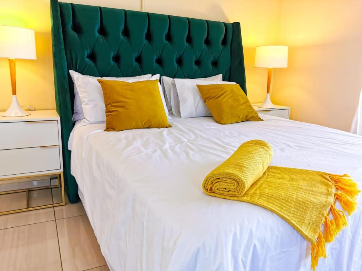 Genesis Guesthouze Hotel Бела Бела Екстериор снимка