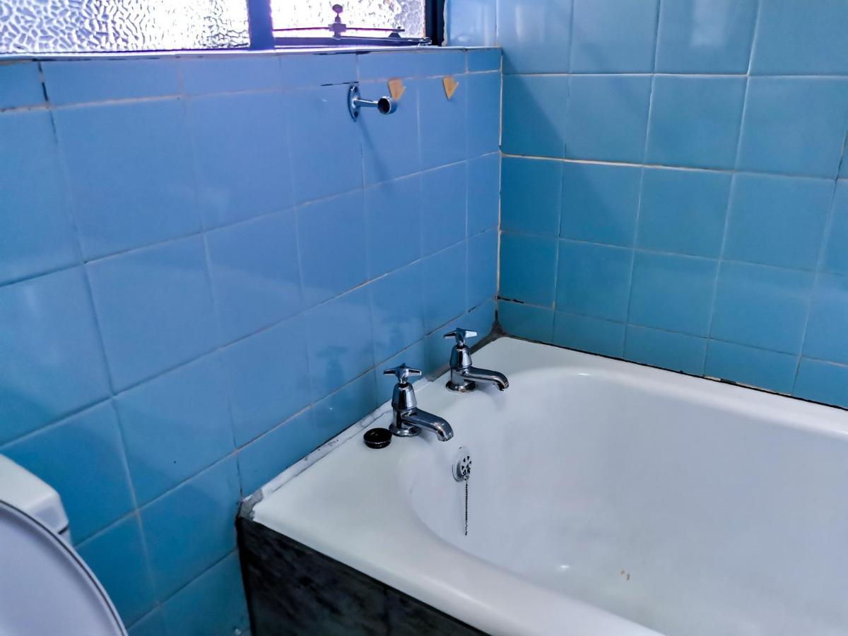 Genesis Guesthouze Hotel Бела Бела Екстериор снимка